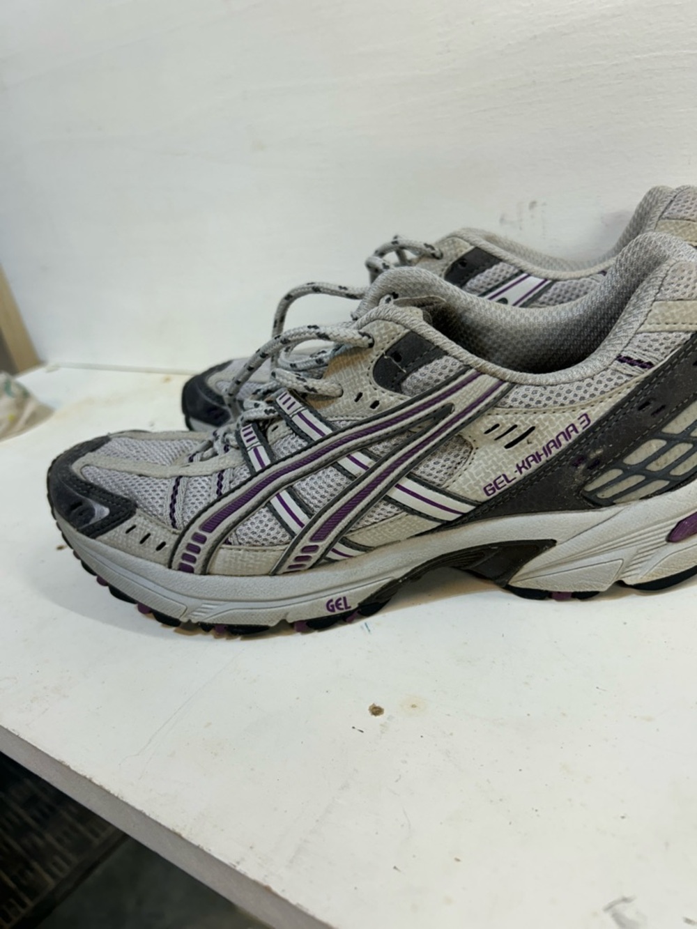 ASICS Women's Gel Kahana 3 Gray with Purple Athletic Running Shoes